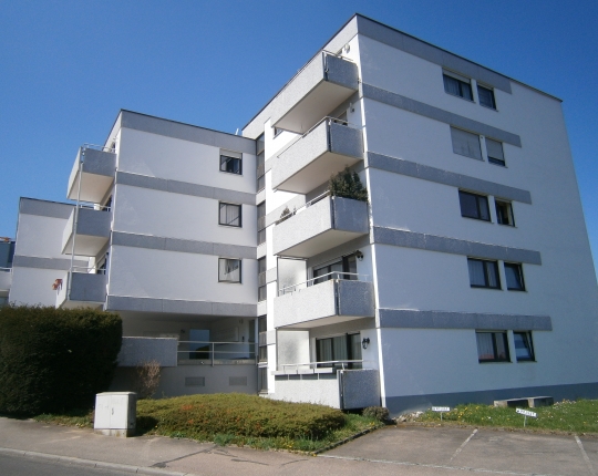 VERKAUFT! GerÃ¤umige, freundliche 4-Zimmer-Wohnung (Obj. 1064W00)