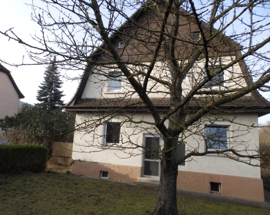 VERKAUFT! Freistehendes Einfamilienhaus in ZentrumsnÃ¤he (Obj. 1076H00)