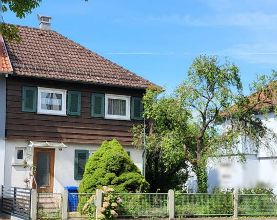 VERKAUFT! Reiheneckhaus in Aalen-ZentrumsnÃ¤he (Obj. 1179H00)